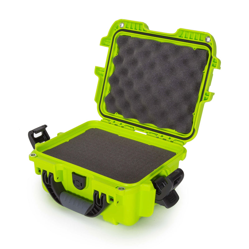 Nanuk 905 Case with Cubed Foam (Lime)